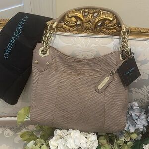 Cynthia Rowley, genuine leather handbag with dust bag. Light brown.